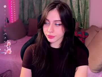 Watch lunawho performing live on BoomCams free cam network