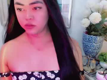 Watch lustfuloffendertrina performing live on BoomCams free cam network