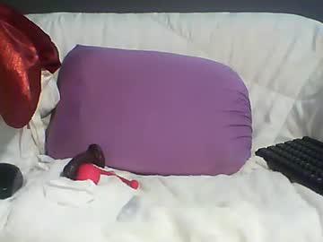 Watch luvu4everxxx performing live on BoomCams free cam network