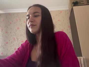 Watch lyndiagransberry performing live on BoomCams free cam network