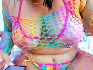 Watch madison_diaz1 performing live on BoomCams free cam network