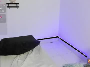 Watch magentastudio2025 performing live on BoomCams free cam network