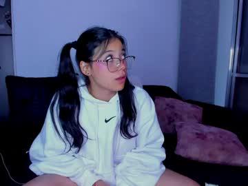 Watch majo_gallego performing live on BoomCams free cam network