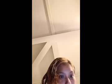 Watch mandaandjohnny25 performing live on BoomCams free cam network