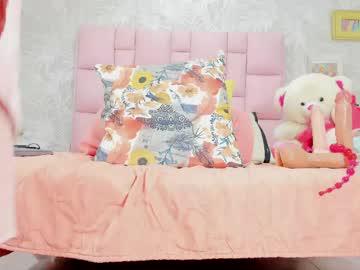 Watch mara_summerr performing live on BoomCams free cam network