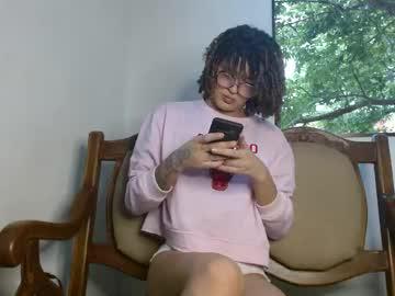 Watch mariajuany99 performing live on BoomCams free cam network