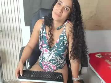 Watch marian_rios performing live on BoomCams free cam network