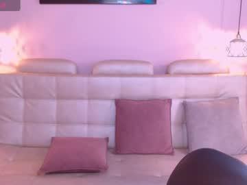 Watch marianne_cam performing live on BoomCams free cam network