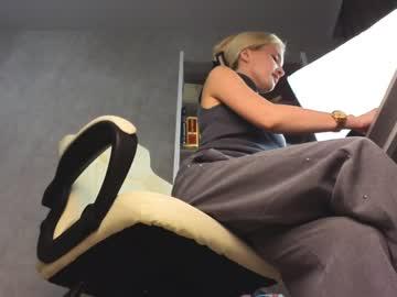 Watch marietta__castro performing live on BoomCams free cam network
