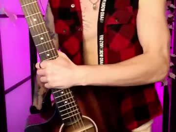 Watch mark_caron performing live on BoomCams free cam network
