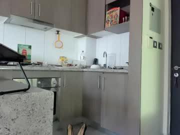 Watch marla85 performing live on BoomCams free cam network