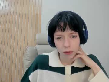 Watch marta_berry performing live on BoomCams free cam network