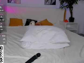 Watch mary_wester performing live on BoomCams free cam network