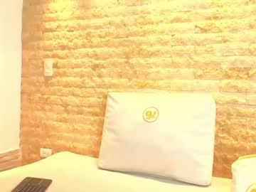 Watch maryy_campbell performing live on BoomCams free cam network