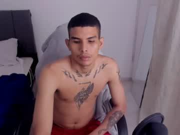 Watch masters_latins performing live on BoomCams free cam network