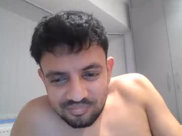 Watch max3758000 performing live on BoomCams free cam network