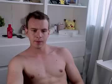 Watch max_kun performing live on BoomCams free cam network