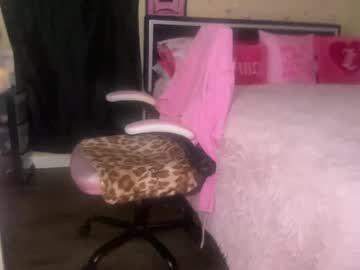 Watch meetsouthernpeach performing live on BoomCams free cam network