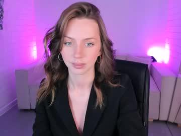 Watch meganclapp performing live on BoomCams free cam network