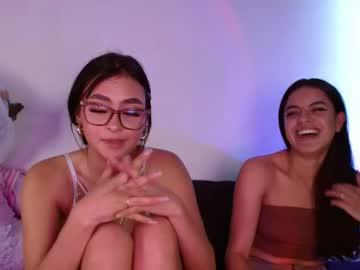 Watch melani_bear performing live on BoomCams free cam network