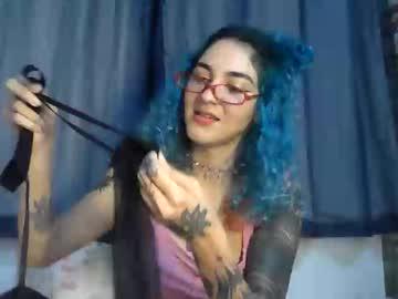 Watch melaniefairy performing live on BoomCams free cam network
