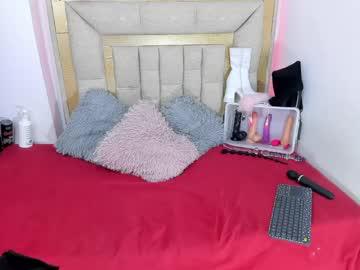 Watch melodybonnet performing live on BoomCams free cam network
