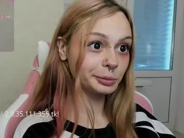 Watch melonipinkbb performing live on BoomCams free cam network
