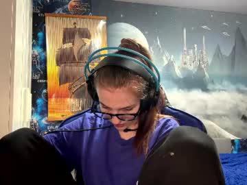 Watch melonygriffen performing live on BoomCams free cam network