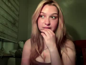 Watch mia_livy performing live on BoomCams free cam network