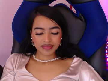 Watch miaa_ferrari1 performing live on BoomCams free cam network