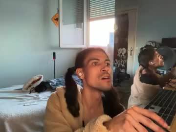 Watch miaflorian performing live on BoomCams free cam network