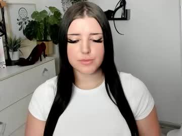 Watch miahavefun performing live on BoomCams free cam network