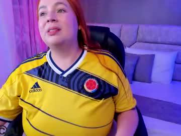 Watch miaparker25 performing live on BoomCams free cam network