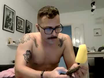 Watch mich6921 performing live on BoomCams free cam network