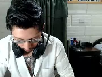 Watch miguel__98 performing live on BoomCams free cam network