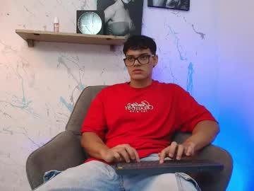 Watch mike_sanz performing live on BoomCams free cam network