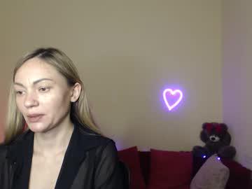 Watch mikkey_mouse8 performing live on BoomCams free cam network