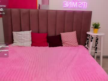 Watch mila_stunning performing live on BoomCams free cam network