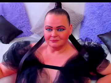 Watch milanabiegert performing live on BoomCams free cam network