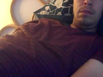 Watch milowww1601 performing live on BoomCams free cam network