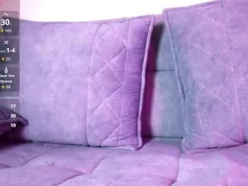Watch mimi_moona performing live on BoomCams free cam network