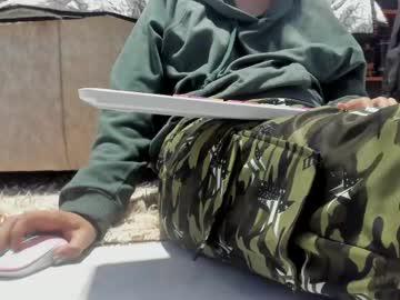 Watch minefoxy2 performing live on BoomCams free cam network