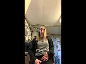 Watch minx300 performing live on BoomCams free cam network