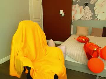 Watch miss_kiten performing live on BoomCams free cam network