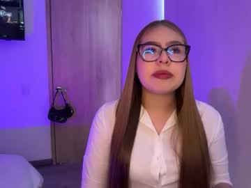 Watch miss_sophie1 performing live on BoomCams free cam network