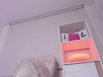 Watch missweetpeach performing live on BoomCams free cam network