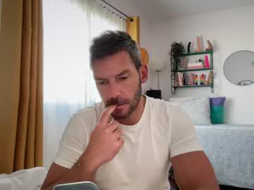 Watch mix_00 performing live on BoomCams free cam network