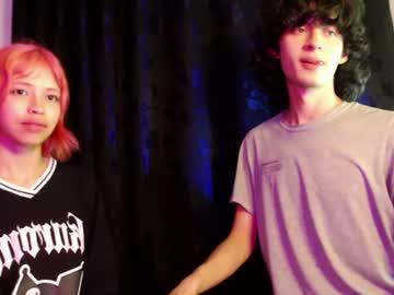 Watch mixipeach performing live on BoomCams free cam network