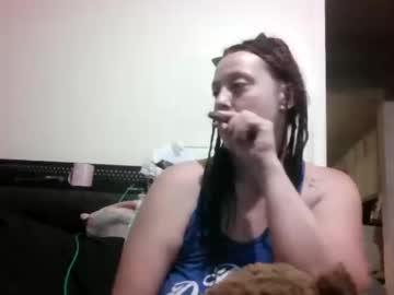 Watch miztrezk performing live on BoomCams free cam network