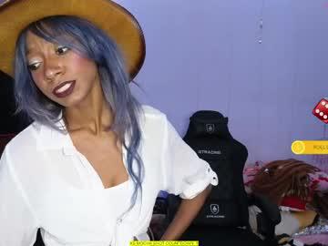 Watch mocha_ performing live on BoomCams free cam network